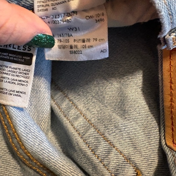 Levi’s 501 Original Cutoff Shorts High Rise Light Wash Size 31 - Picture 5 of 5